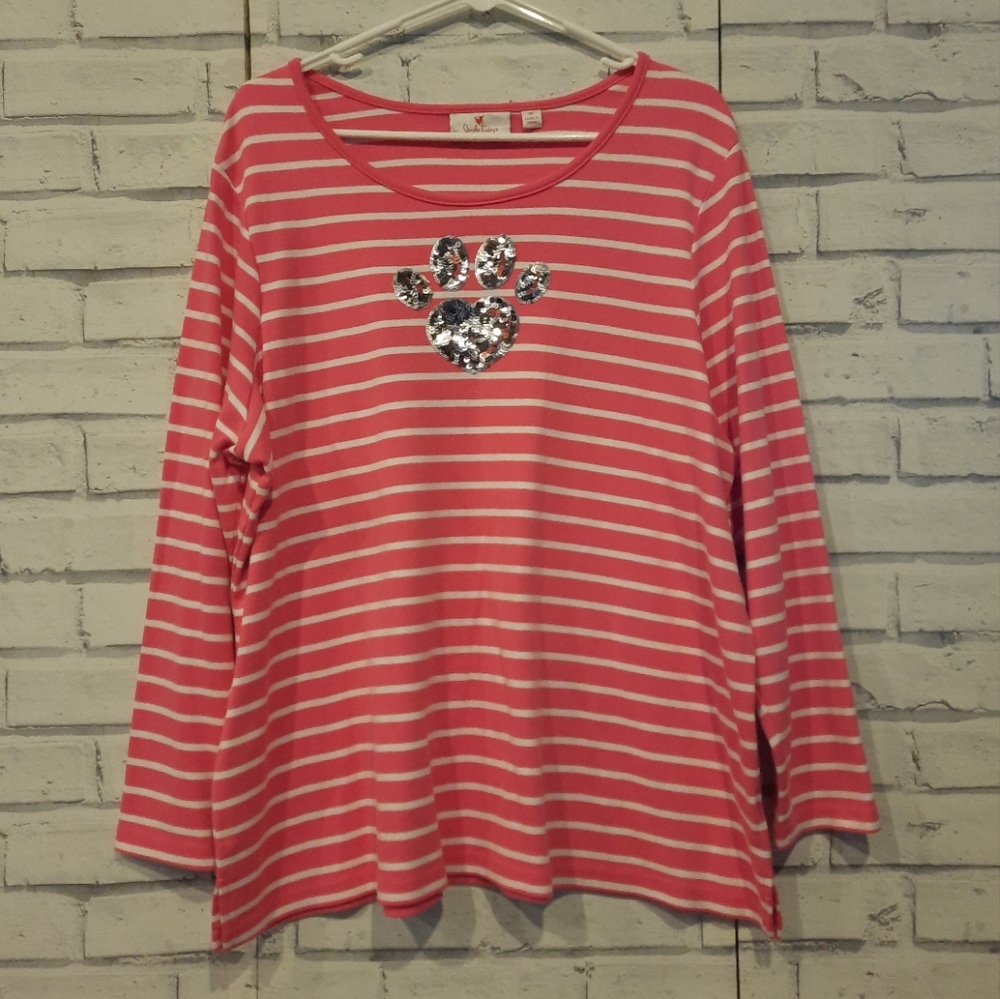 Quacker Factory Women's Size 1X Knit Top Pink White Stripe Sequin Paw Print